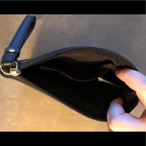 Nine West black pebbled sparkly metallic wristlet - Picture 7 of 7